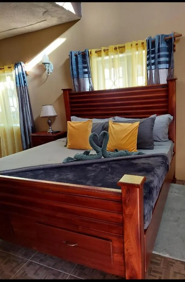 Pensjonat Cambridge Mi Casa Ur Casa With Pool And Beach Access Runaway Bay